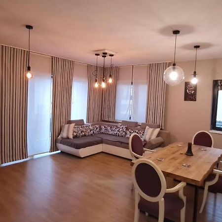 Tonitza Apartament Клуж-Напока Екстер'єр фото